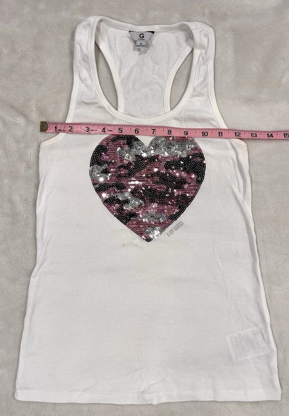 GUESS Women's White Racerback Scoop Neck Sequin Heart Camo Stretch Tank XS
